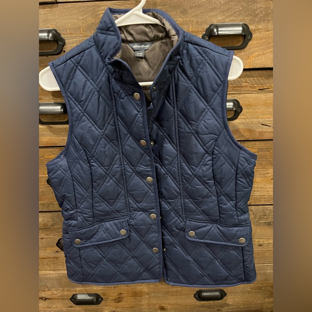 Eddie Bauer Quilted Vest - Size M